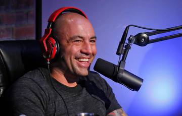 Rogan, nombrado luchador más versátil de la UFC