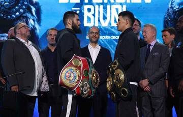 Mora has selected Bivol vs Beterbiev as his favorite to win the fight