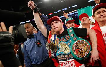 Alvarez and Smith will also battle for the vacant WBC belt