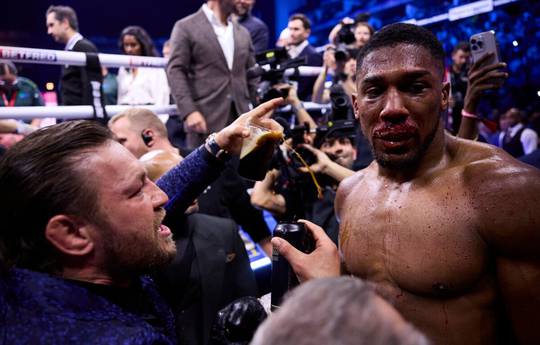 McGregor reacts to Joshua win: 'He's a powerful puncher'