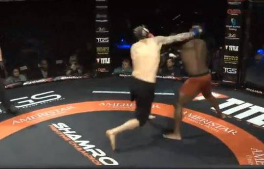 MMA fight ends in 4 seconds