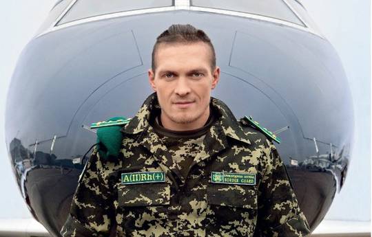 Usyk explains why he visited the military troops in Donbas