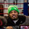 Davis continues training for Garcia 1