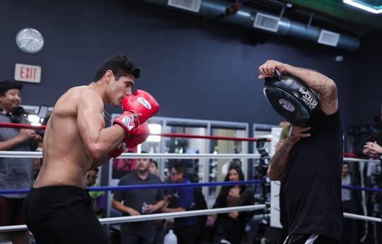 Gilberto Ramirez held an open training session