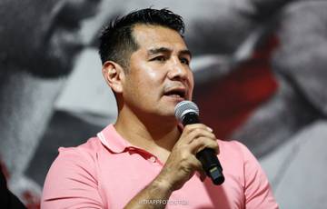 Marco Antonio Barrera holds another exhibition match