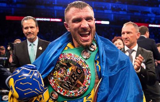 Lomachenko vs Lopez on October 3