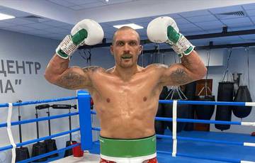 Usyk showed off his sparring partners before the fight with Fury (photo)