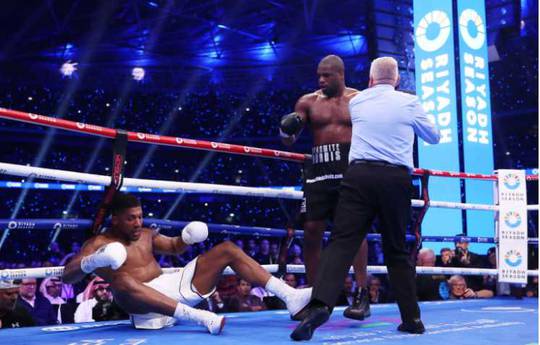 Crawford duda de que Joshua pueda remontar la derrota ante Dubois