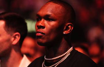 Adesanya gives accurate prediction for fight against Strickland