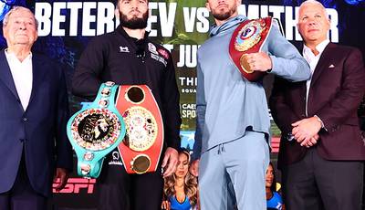 Beterbiev and Smith met at the final press conference