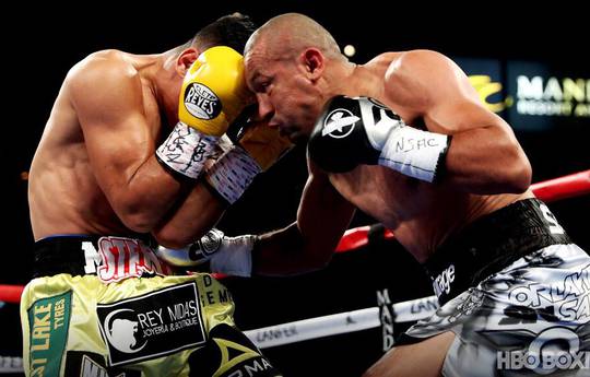 Roman stops Salido in nine