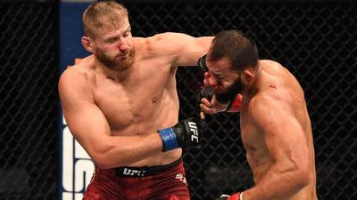 UFC 253: досрочная победа Адесаньи, чемпионство Блаховича и другие результаты