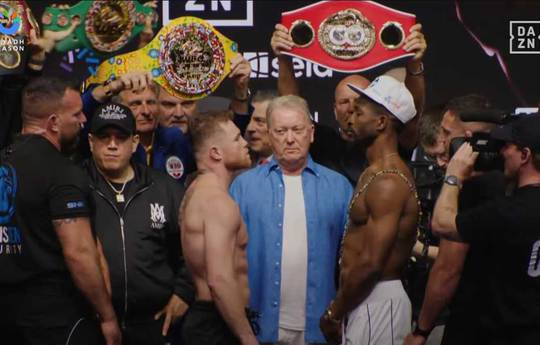 What time is Canelo Álvarez vs William Scull tonight? Ringwalks, schedule, streaming links