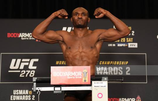 Participants of the UFC 278 tournament passed the weigh-in (video)