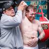 Saul Alvarez held an open training session 38