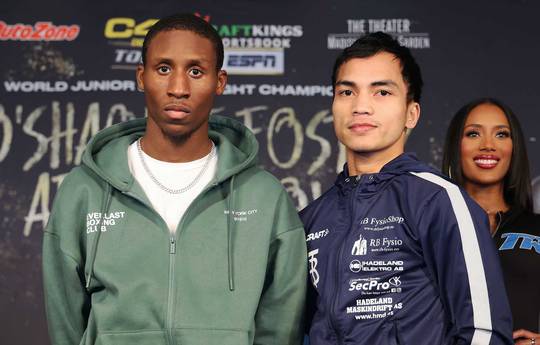 What time is the Bruce Carrington vs Bernard Angelo Torres fight tonight? Start time, ring walks, running order