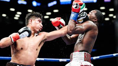 Mikey Garcia to sign with Hearn