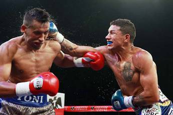 Berchelt destroys Barros in three rounds