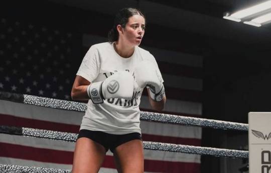What time is Natalie Dove vs Alyssia Lopez tonight? Ringwalks, schedule, streaming links