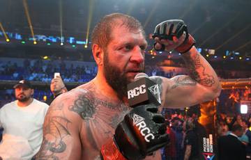А. Емельяненко: «Пусть UFC сделает предложение – возможно, о чем-то договоримся»