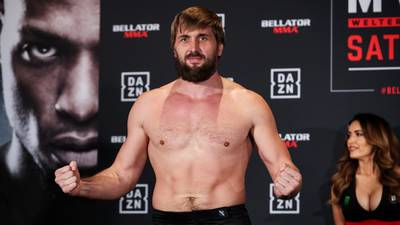 Minakov: "I want my Bellator belt back"