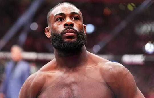 Стерлинг бросил вызов Мерфи, тот ответил