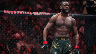 Стерлинг: «Отец избивал меня до полусмерти, это привело меня в спорт»