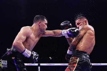 Catterall-Linares. Best moments of the fight