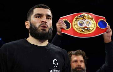 Beterbiev spoke about his health before the fight with Smith