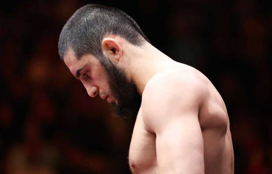 Makhachev revealed when he contracted the staph infection