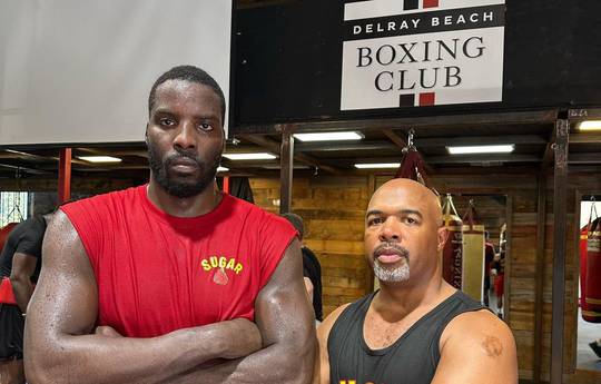 Okoli will work with Fury's trainer