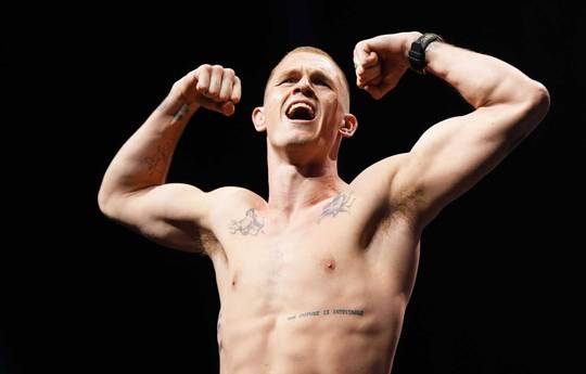 Harry verspottet Della Maddalenas Niederlage