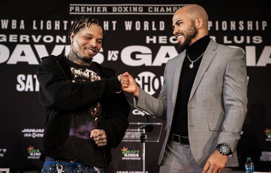 Davis and Garcia meet at debut press conference