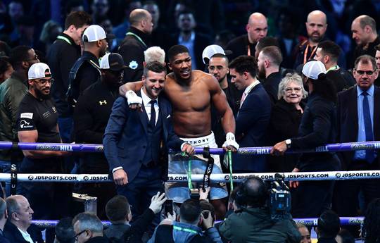 Froch: Wilder knocks out Joshua with first accurate hit