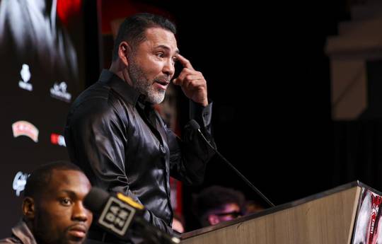 De La Hoya taunts Hearn