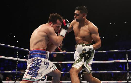Khan destroys Lo Greco in 40 seconds