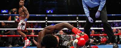 Charlo knocks out Lubin, Lara and Hurd defend titles