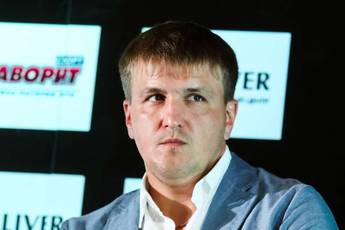 Promoter: Usyk's official coach is Russ Anber