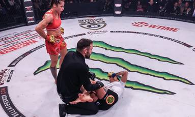 All early victories at the Bellator 300 tournament (video)