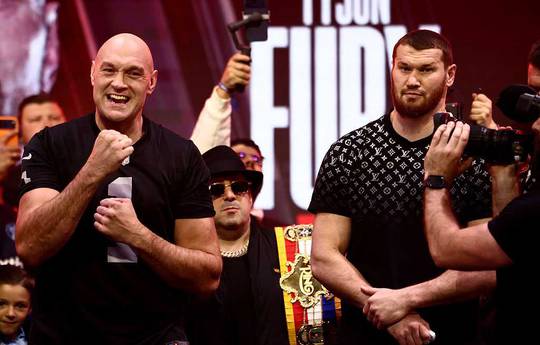 Fury vs. Makhmudov im Tottenham Hotspur Stadium: Warum Carl Froch beim Schwergewichtstitelkampf ein Risiko sieht