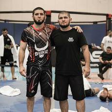 Khabib nennt Makhachevs Ziel vor dem Kampf gegen Della Maddalena