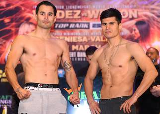 What time is Lindolfo Delgado vs Carlos Sanchez tonight? Ringwalks, schedule, streaming links