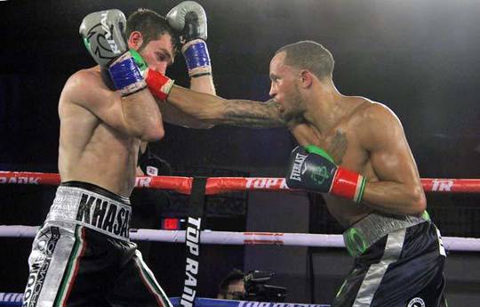 Brant stops Baysangurov in the 11th round