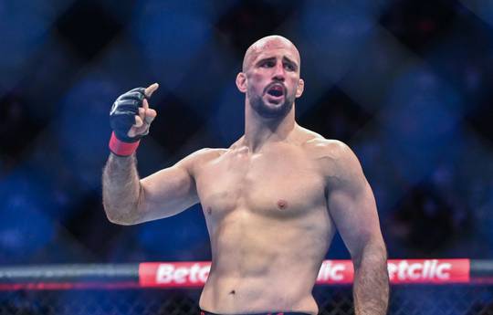 Oezdemir: "It's hard to train with Chimaev, but I feel progress"