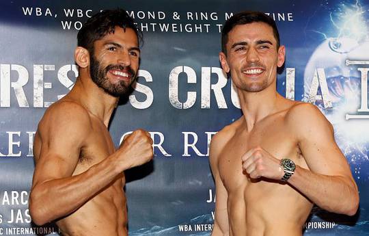 Linares, Crolla weigh-in