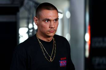 Tszyu fue mordido por un perro, la pelea con Ocampo está en peligro