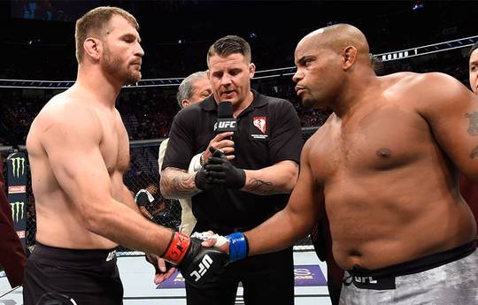 Cormier reveals his plan for Miocic fight