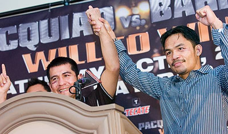 Мэнни Паккьяо и Марко Антонио Баррера на пресс-конференции после боя