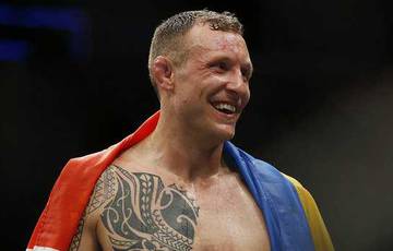 Hermansson daagt Imavov uit na winst op UFC Fight Night 236