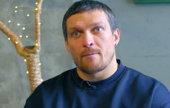Usyk ignores Fury's insults